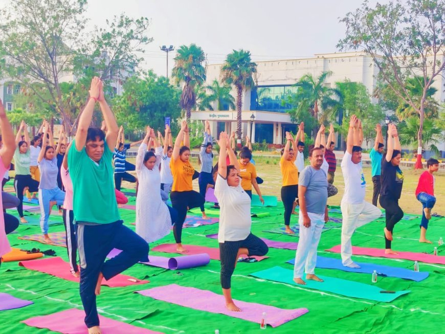 राजकीय मेडिकल कॉलेज में योग सप्ताह के उपलक्ष पर कार्यक्रम का हुआ शुभारंभ