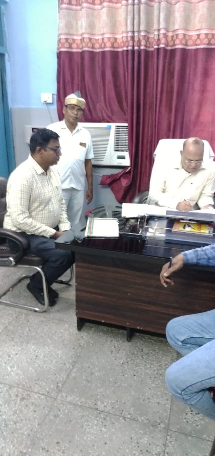 बीकापुर सीएचसी का सीएमओ ने किया औचक निरीक्षण