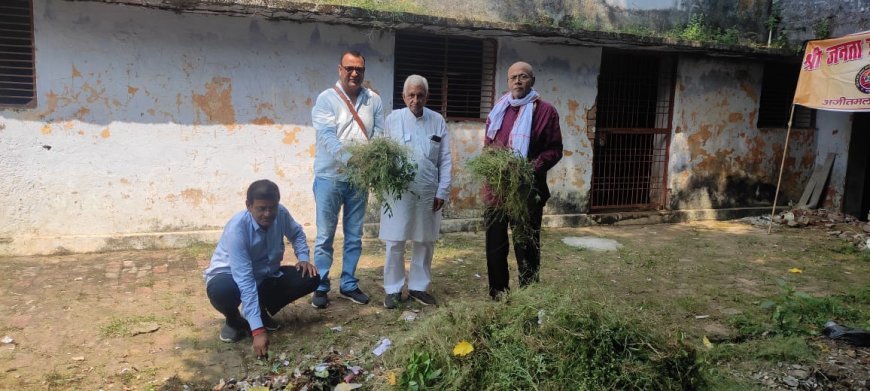 कालेज में किया गया स्वच्छता सप्ताह का आयोजन, प्रथम पूर्व ब्लाक प्रमुख रहे मौजूद