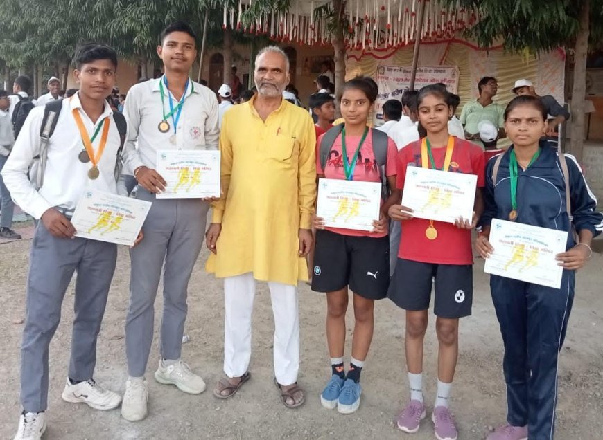 सरस्वती विद्या मंदिर इंटर कॉलेज के छात्र रोशनी और सतीश निषाद  का चयन प्रान्तीय खेलकूद प्रतियोगिता में हुआ