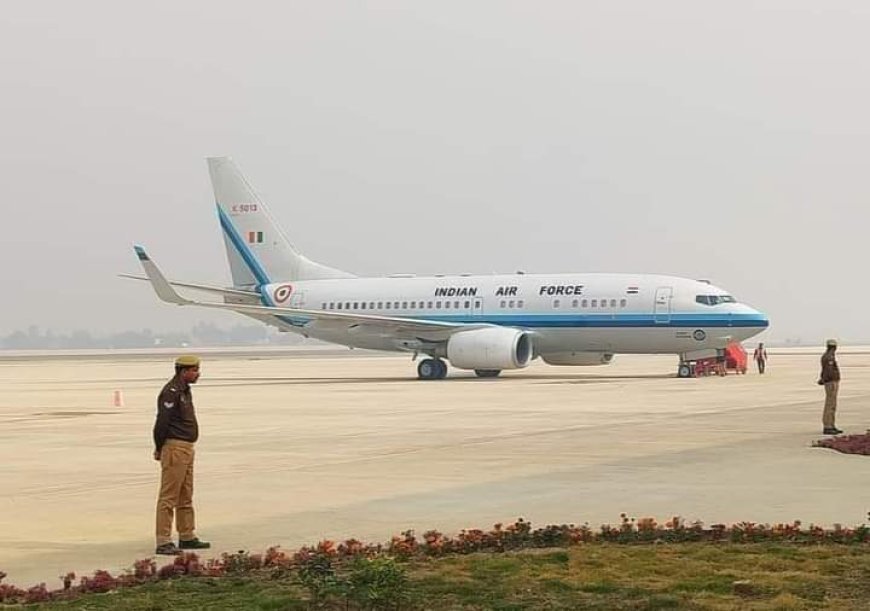 श्रीराम एयरपोर्ट पर फ्लाइट का ट्रायल रन, सिविल एविएशन के अधिकारियों को लेकर उतरा विमान।