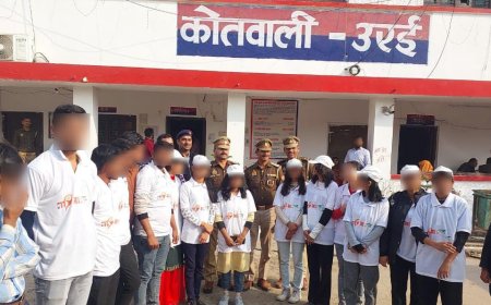 छात्र-छात्राओं को यातायात संकेतो व नियमों की दी गई जानकारी