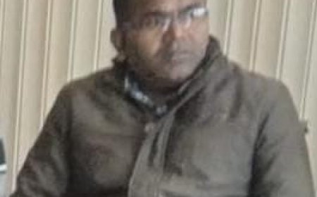 डेटा सत्यापन में जुटे राजस्व कर्मचारी- नायब तहसीलदार