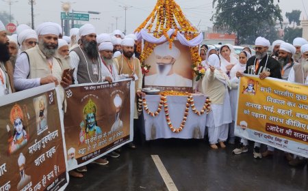 नामधारी सिखों ने अयोध्या में अपने आराध्य सतगुरु राम सिंह जी का प्रकाशोत्सव मनाया