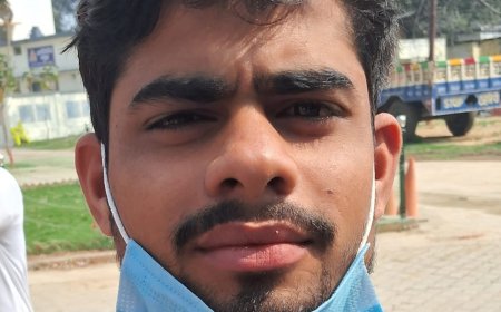 सीएचसी में फिर चले लात जूते, चर्चित फार्मासिस्ट ने अब वार्डबॉय को पीटा