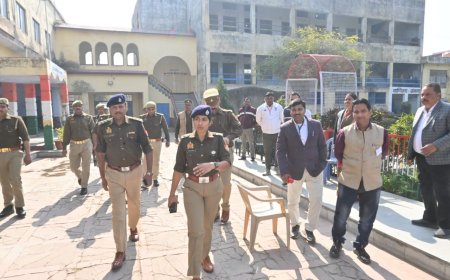 अजीतमल जनता इंटर कॉलेज परीक्षा केंद्र पर प्रथम व द्वितीय पाली की परीक्षा हुई हुई संपन्न