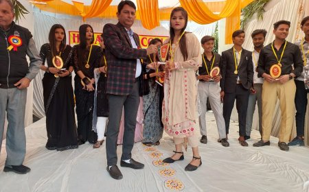 एचआरए इंटर कॉलेज में रविवार को विदाई समारोह का हुआ आयोजन