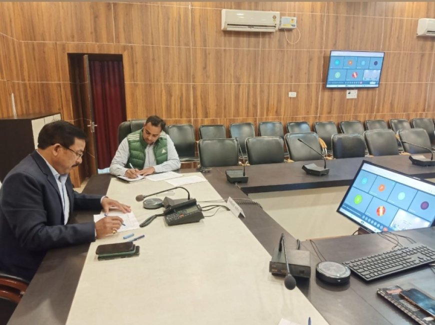 समीक्षा बैठक में कलेक्ट्रेट ने सभागार में दिये आवश्यक दिशा निर्देश