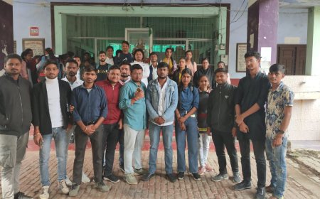 अ. भा. वि.प.ने छात्रवृति फार्म फारवर्ड न होने पर दिया ज्ञापन