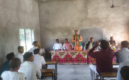 बाल दीप पब्लिक स्कूल पिपरायां में संपन्न हुआ भाजपा का ग्राम परिक्रमा कार्यक्रम