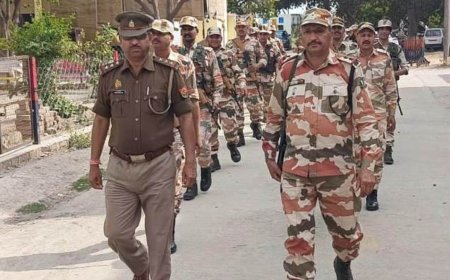 निष्पक्ष, शांतिपूर्ण व सकुशल संपन्न कराने के लिए कोतवाली पुलिस ने अर्धसैनिक बल की टीम के साथ नगर में किया पैदल मार्च