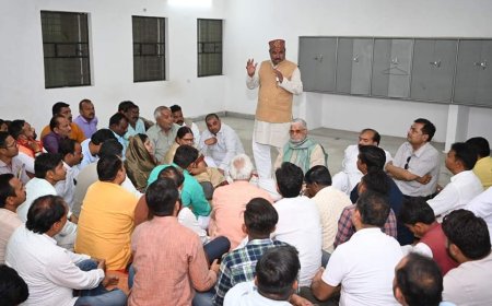 भानु वर्मा ने शेल्टर होम में कार्यकर्ताओं को पढ़ाया अनुशासन का पाठ