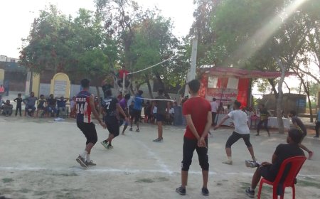 लाल सेना के घर में हुआ वॉलीबॉल टूर्नामेंट