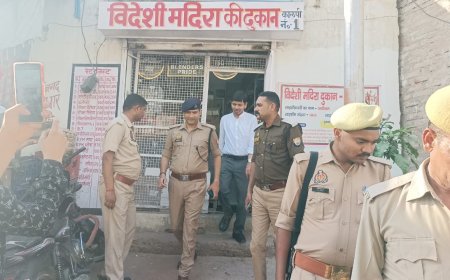 दर्जन भर मदिरा की दुकानों में छापा मारकर की गई चेकिंग