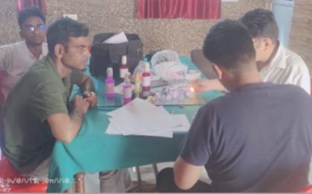 बिजली विभाग के बाबू को रिश्वत लेते रंगे हाथों किया गया गिरफ्तार