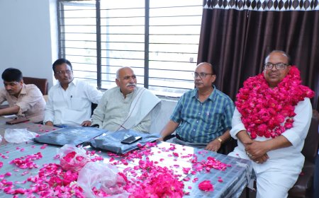 सेवानिवृत्ति होने पर श्री राजकुमार सत्यार्थी को दी गई भव्य विदाई  l