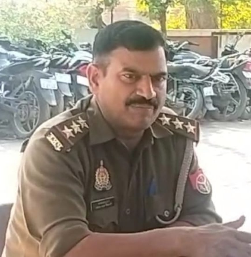15 लीटर अवैध कच्ची शराब संग पकड़ा गया अभियुक्त