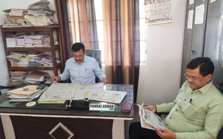 जिलाधिकारी ने मीडिया सर्टिफिकेशन एंड मॉनिटरिंग समिति कक्ष का किया निरीक्षण