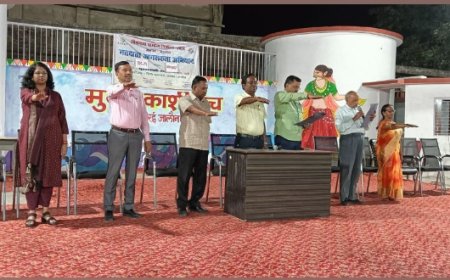 मुक्ता मंच से साहित्यकारों व कवियों ने मतदान के लिए किया प्रेरित