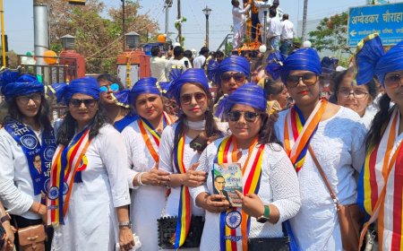 महिला संघ टीम के द्वारा निकाली गयी भीमराव अम्बेडकर के जन्मोत्सव पर प्रभात फेरी
