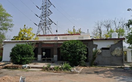 अंग्रेजी हुकूमत के समय बना गेस्ट हाउस को सबारने का कार्य तेज