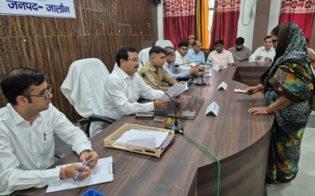 डीएम एवं एसपी की अध्यक्षता में संपन्न हुआ संपूर्ण समाधान दिवस