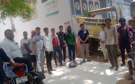 जागरुकता कार्यक्रम में दिव्यांग जनों को बतायी शासन की योजनायें