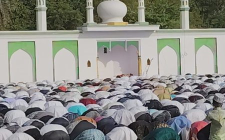 ईद उल अजहा(बकरीद)पर नमाजियों ने नमाज अदा कर मांगी अमन चैन की दुआ