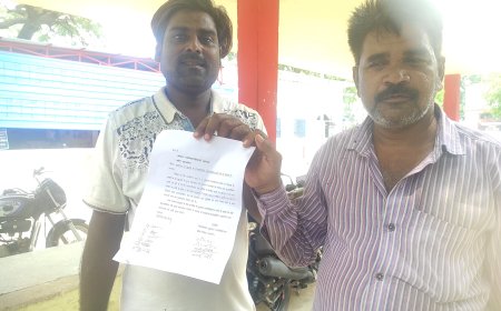 मानक बिहीन इंटर लॉकिंग डाले जाने की एस डी एम से की शिकायत