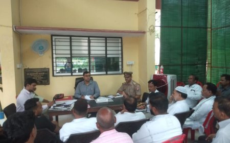 मोहर्रम के पर्व को लेकर कोतवाली परिसर में पीस कमेटी की मीटिंग का आयोजन