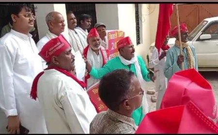संयुक्त किसान मोर्चा ने क्षेत्रीय सांसद को सौपा ज्ञापन