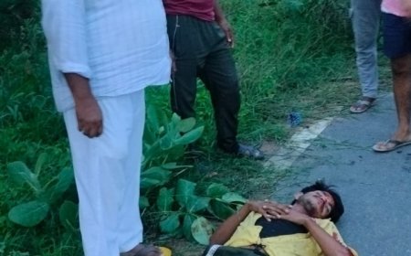 खड़े ट्रैक्टर में भिड़ी बाइक,दो घायल