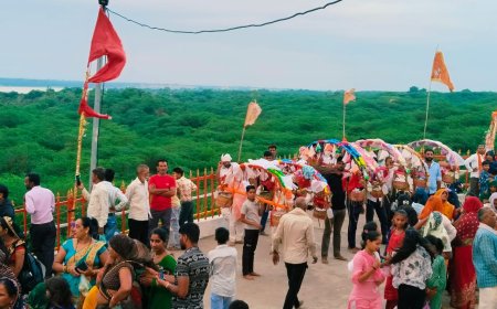 पंचनद धाम तीर्थ क्षेत्र के शिवालयों में सुबह से ही श्रद्घालुओं और कांवड़ियों की लगी भारी भीड़