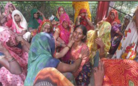 ईटों भरी ट्रैक्टर-ट्राली टायर फटने सेअनियंत्रित होकर विद्युत पोल से टकराई, दो की मौत