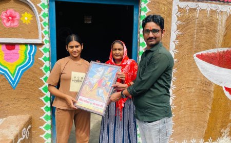 टिकटॉक से बॉलीबुड तक पहुंची शिवानी से मिले मीडिया अधिकार मंच के राष्ट्रीय अध्यक्ष सतेन्द्र सेंगर