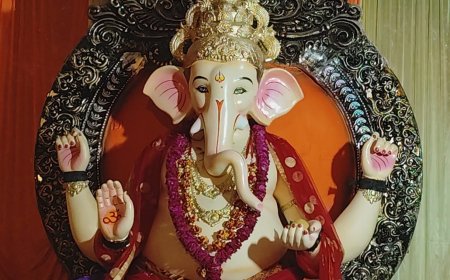 कोच नगर में गूंज रहे गणपति बप्पा मोरया के जयकारे