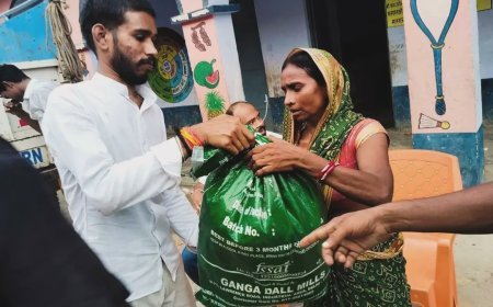 बाढ़ पीड़ितों की मदद के लिए संस्था ने संभाली कमान