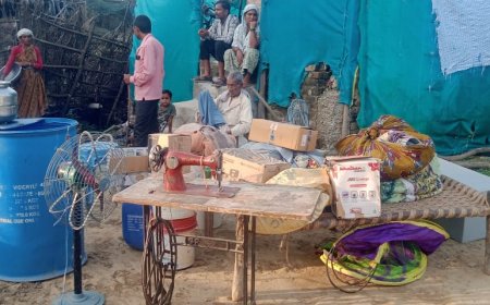 यमुना की बाढ़ से दहशत में आये तटवर्ती लोग अपने घरों से हटाने लगे सामान