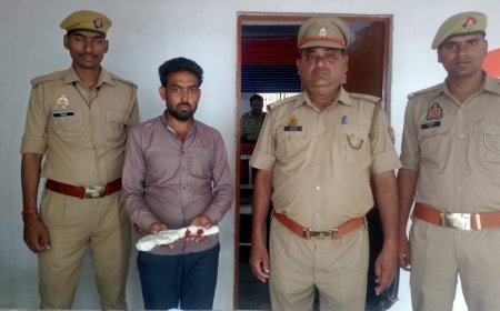 पुलिस एंट्री के नाम से रंगदारी कर पैसे मांगने वाले शातिर अभियुक्त को अवैध असलाह व कारतूस के साथ किया गिरफ्तार