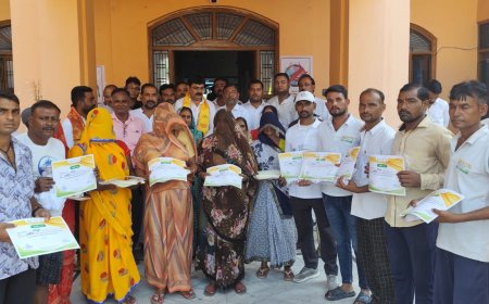 गाँधी जयंती के अवसर पर पालिकाध्यक्ष ने स्वच्छता कर्मियों को प्रशस्ति पत्र देकर किया सम्मानित