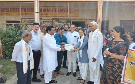 श्री मती रामश्री देवी नगाइच महिला कल्याण समिति (रजि.) के तत्वाधान मे छात्राओ को किया सम्मानित