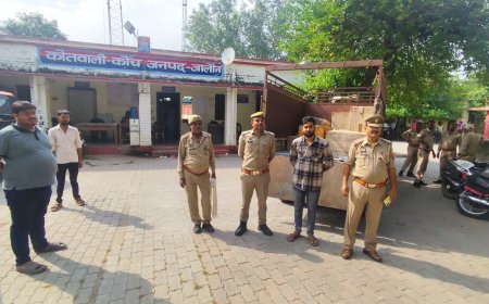 करीब दो लाख रुपये के अवैध पटाखों का जखीरा पुलिस ने किया बरामद