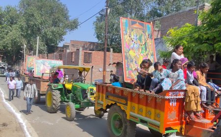 बड़े ही धूमधाम से निकाली गयी बाल्मीकि जयंती पर शोभायात्रा