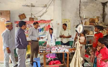 सीएमओ ने किया टीकाकरण सत्र का निरीक्षण