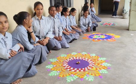 राम स्वरूप रावत स्कूल में रंगोली एवं दीपोत्सव प्रतियोगिता का हुआ आयोजन