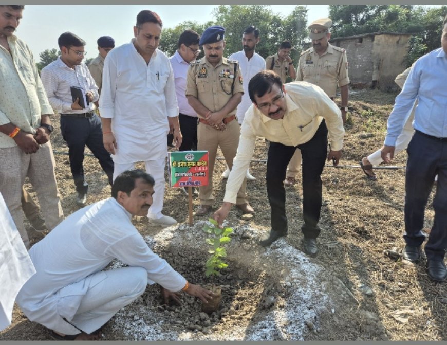 शेखपुर बुजुर्ग में नव निर्मित पंचायत भवन का हुआ लोकार्पण