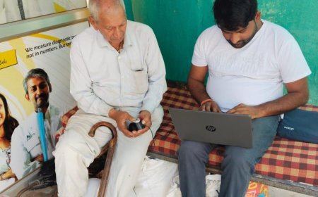 107 वृद्ध जनों का बनाया गया आयुष्मान कार्ड