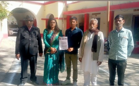 आप नेताओं ने उरई कोटरा मार्ग की टूटी पुलिया की उठाई मांग