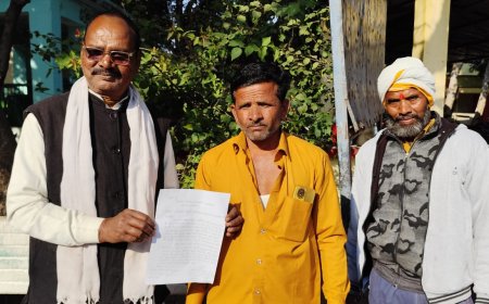 सरकारी नाली पर अतिक्रमण हटाये जाने को लेकर एस डी एम को दिया पत्र