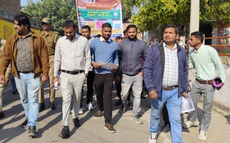 विद्युत विभाग ने ढोल नगाड़ों के ओ टी एस योजना के लिए डोर टू डोर बांटे पम्पलेट